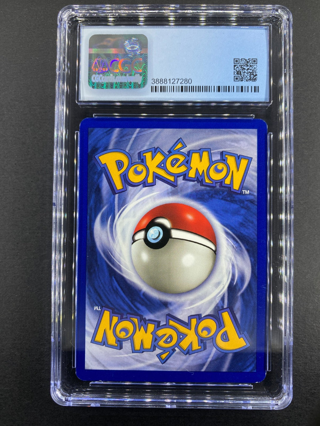 Golduck - 35/62 - Fossil - 1st Edition - CGC 8