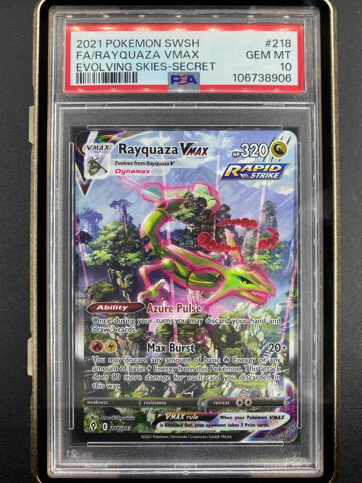Rayquaza VMAX - 218/203 - Evolving Skies - PSA 10